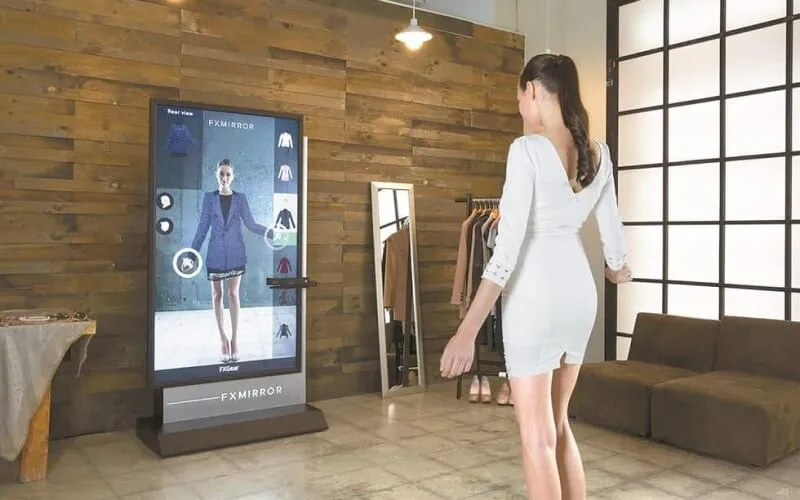 Virtual try-on technology interface